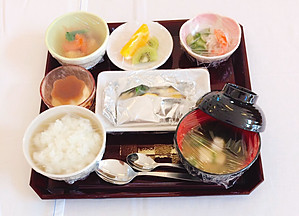 給食メニュー例